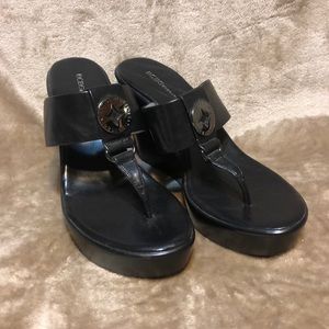 BCBGeneration black Wedge thong flip flops